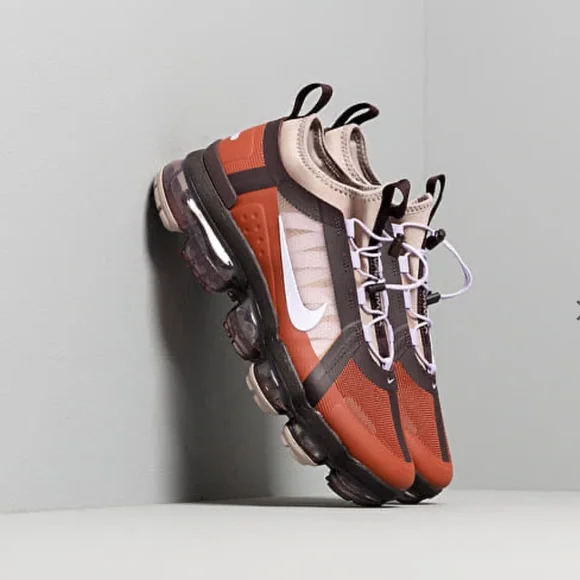 NEW WOMENS NIKE AIR VAPORMAX UTILITY Size 8 Cinnamon/Purple Agate-Burgundy Ash - Picture 11 of 17